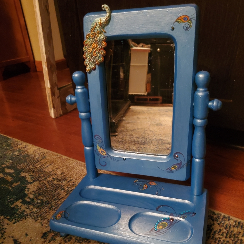 Vintage redesigned make up vanity